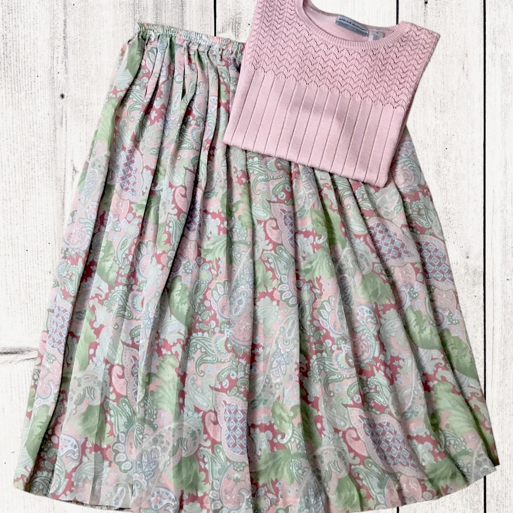 CLEARANCE ~ ALFRED DUNNER Accordion Pleated Paisley Print Midi Skirt